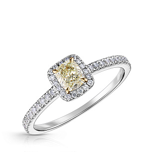 Кольцо из белого золота с бриллиантами