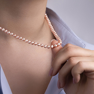 Бусы из красного золота с жемчугом