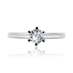 Кольцо помолвочное из белого золота с бриллиантом