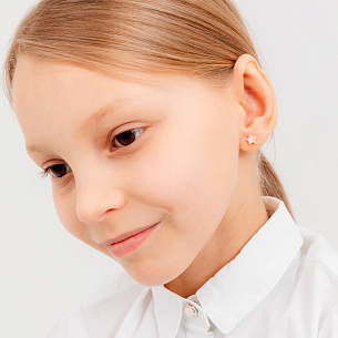 Пусеты детские из красного золота с бриллиантами