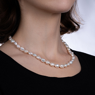 Бусы из красного золота с жемчугом