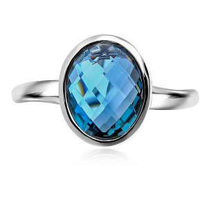 Кольцо из белого золота с топазом