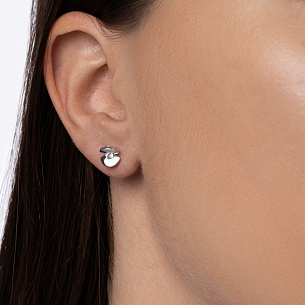 Пусеты из белого золота с бриллиантами