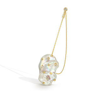 Брошь из желтого золота с бриллиантами и жемчугом