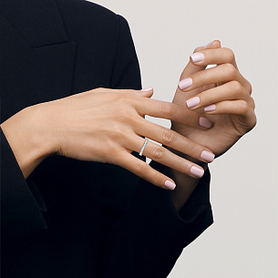 Кольцо обручальное из жёлтого золота с бриллиантами