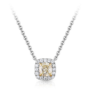 Колье из белого золота с бриллиантом